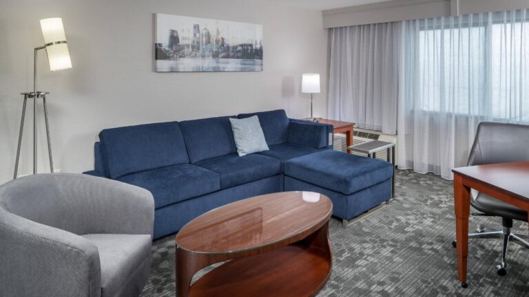 22b061e8375b70ce7c50ac425f41 768x432