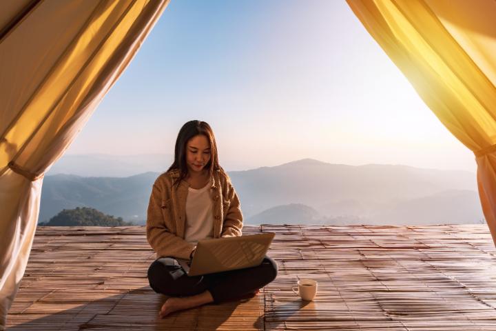  Remote Work and ‘Bleisure’ Travel in Hotels